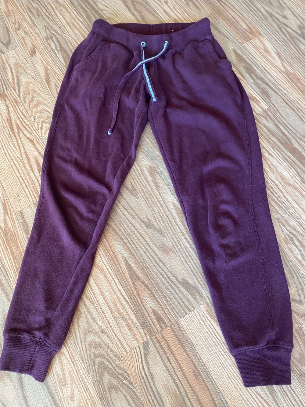 Women’s Love Me by Reflex Burgundy Drawstring Joggers Small Athleisure Cozy